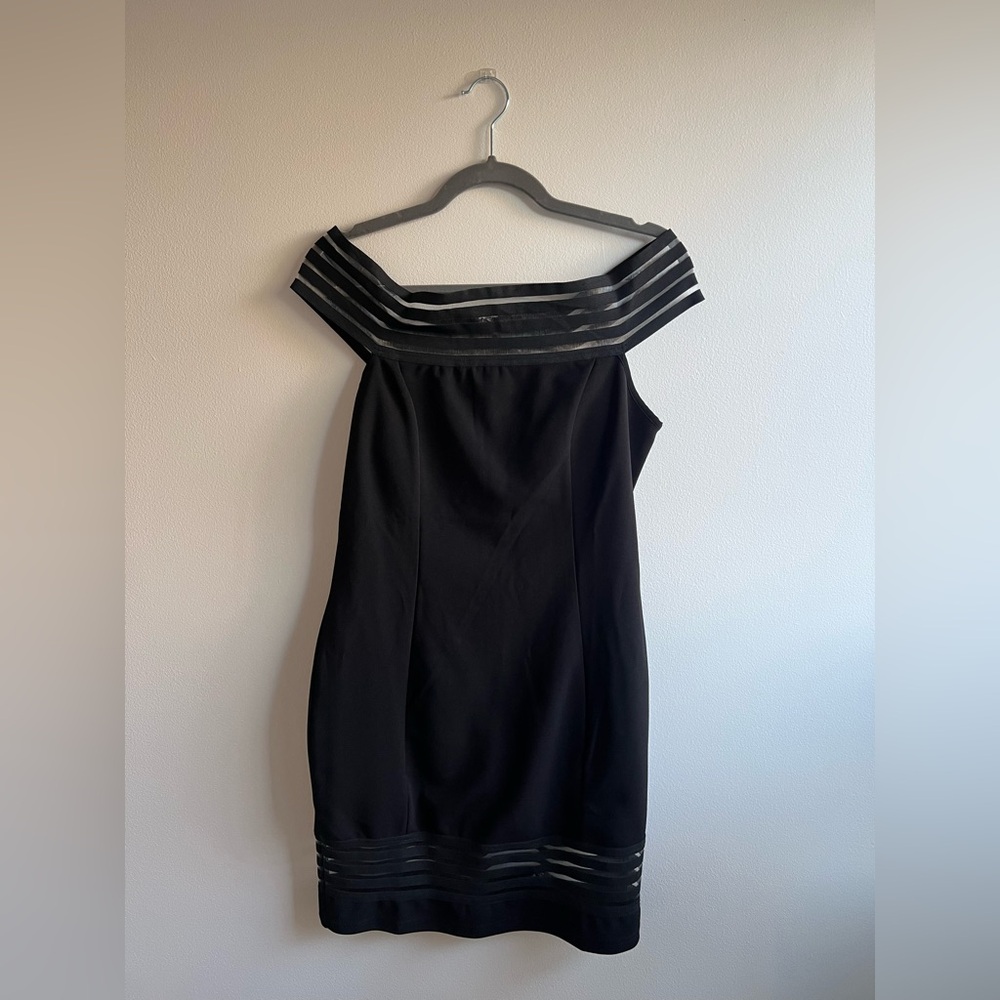 L'ATISTE Black Off Shoulder Mini Dress